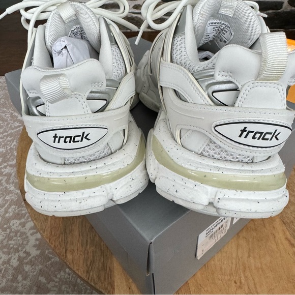 Balenciaga track sneakers - Picture 7 of 9